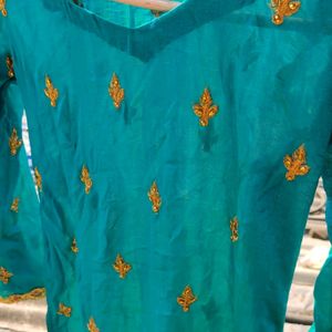 A Green Shiny Colour Kurti