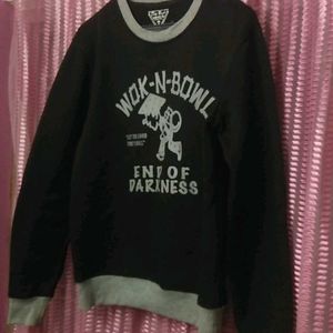 H&M Black Sweatshirt