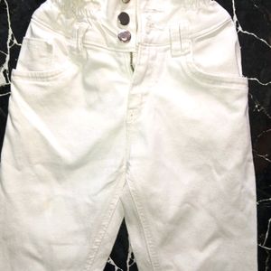 Girls White Denim Joggers Pant/jeans