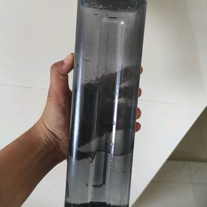 Bottle Black