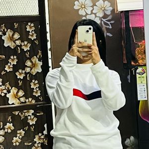 White Tshirt For Women