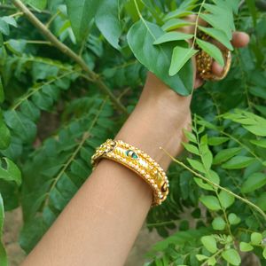 Marwari Krishna Morpankh Saree Bangles