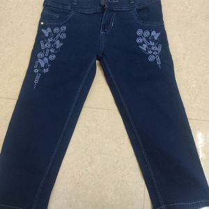 Blue LKnee Length Jean With Blu