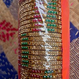 Colourful Lehti Bangles