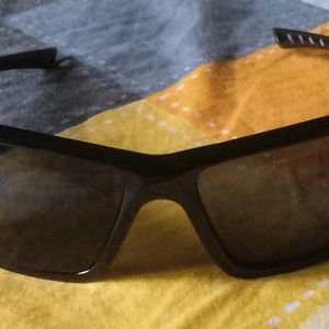 Sunglass Cooling Glass - Medium Size - LA002