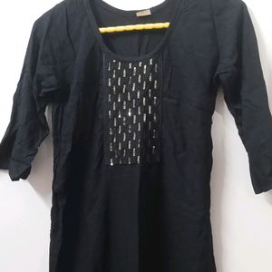 Black Kurti