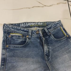 Common Jeans