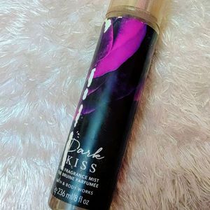 Bath & Body Works Dark Kiss (236ml)