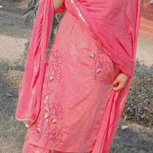 Peach Embroidered Suit Salwar With Dupatta