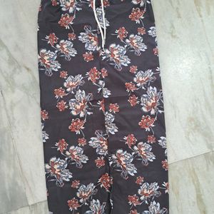 women skirt