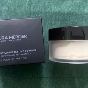 Laura Mercier Translucent Loose Setting Powder