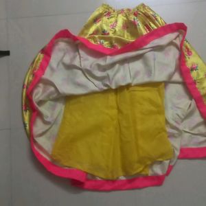 Traditional Lehenga Choli with dupatta for 8-10 yr