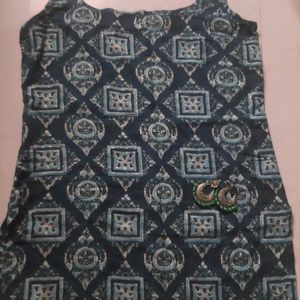 Asthetic Short Kurta With Earings