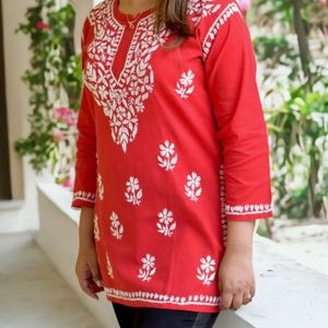 LUCKNOWI KURTI- S/M SIZE