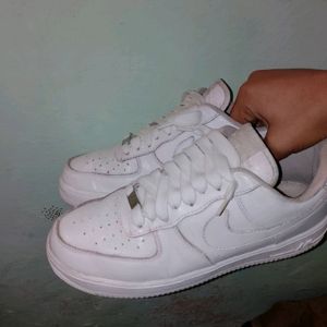 Nike Air Force1 Leather Sneaakers