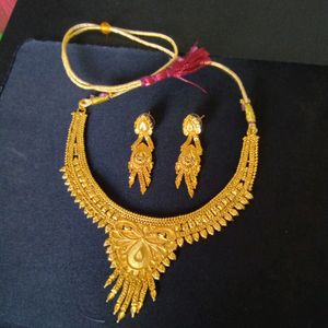 Golden Jewelry Set
