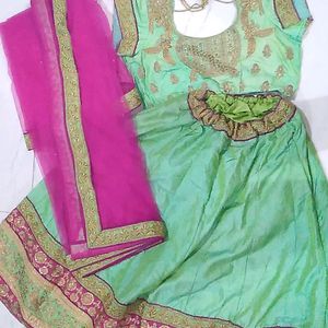 Pitch Blouse With Dupatta And The Stitch Lehenga