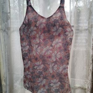 Sleeveless Padded Top