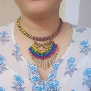 Multicolour Neckpiece