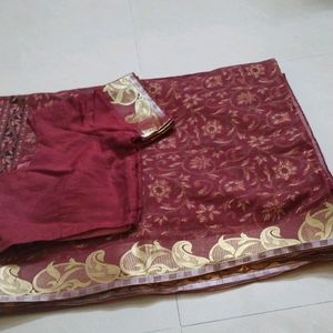 Beautiful Leaf Design Saree