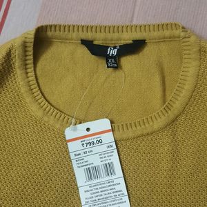 Knitted Round Neck Top