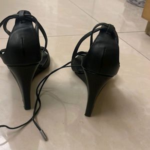 Black Heels  Charles And Keith