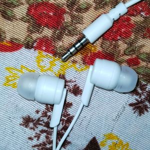 Woos Sterio Earphone