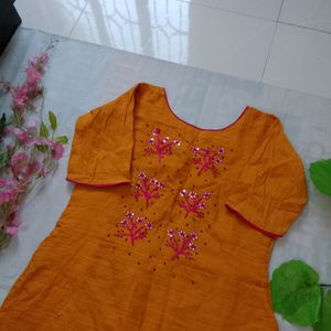 Thread And Mirror Work Kurti