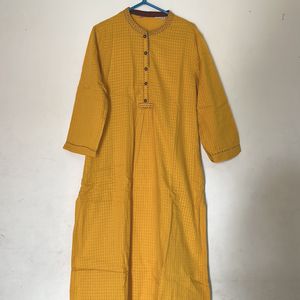 YELLOW COLOR KURTI WITH POCKETS