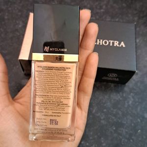 Manish Malhotra Skin Awakening Foundation