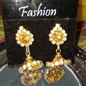 Golden Stone Earrings