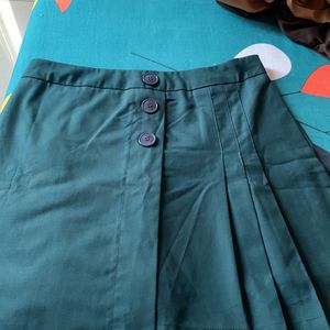 Women Solid Skorts Green Skirt