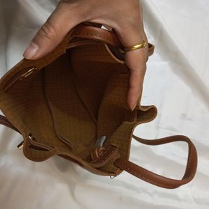 Amante Bucket Bag