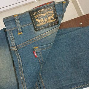 Levis Jeans