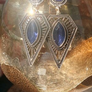 Beautiful Blue Oxidized Dangling Women Earing