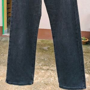 Y2k straight charcoal jeans.