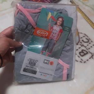 Capri For Girls With Tag(70) Cm