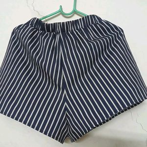 Shein Striped Wide Leg Shorts