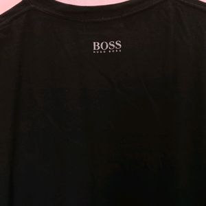 HUGO BOSS Men's Black Tshirt