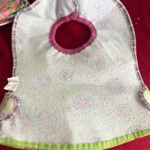 Preloved EZ Clean feeding Bib-Garden