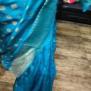 Beautiful Bnarsi Saree