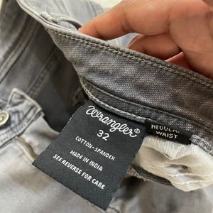 Grey Jeans - Wrangler, Size 32