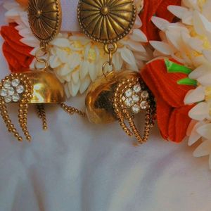 Beautiful Golden Colour Jhumka Earrings For Women