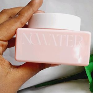 NOWATER MOISTURIZER