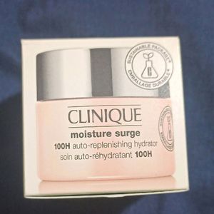 Clinique Moisture Surge