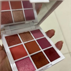 Mars I Belong To You Eyeshadow Palette