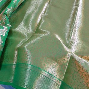 Banarasi Pure Organza Silk Saree 🌼