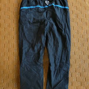 NIKE BLACK TRACKPANT