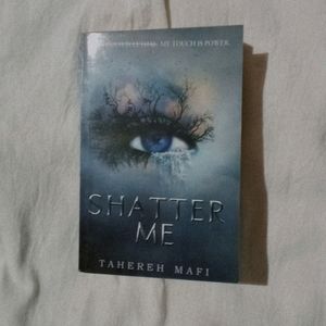 Shatter Me (Novel One) Trendy.