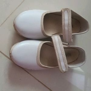 It Is School Shoes For Girls